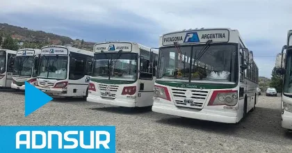 268 choferes de Patagonia Argentina reclaman su sueldo de julio en Comodoro