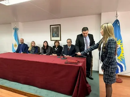 Asumen dos nuevas funcionarias en la Justicia de Santa Cruz