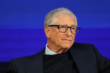 Bill Gates: El éxito puede engañar a los inteligentes haciéndoles creer que no pueden perder