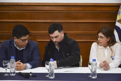 Comenzarán obras clave para reconstruir el muelle de Puerto Deseado con fondos propios
