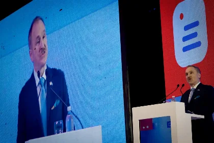 Diputados convocan a Peter Lamelas por presuntas presiones en caso Huawei en Neuquén