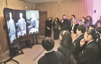 La Universidad de Magallanes inauguró muestra que permite dialogar con Vicente Huidobro