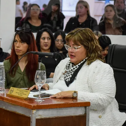 Proponen programa integral para prevenir suicidios en la Costanera de Río Gallegos