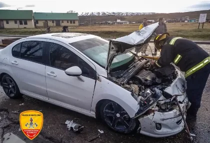 Accidente vehicular en 28 de Noviembre sin heridos