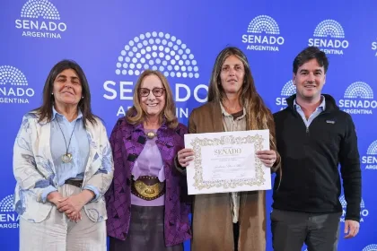 Alicia Kirchner reconoce a Fundación Por el Mar por su labor en Santa Cruz