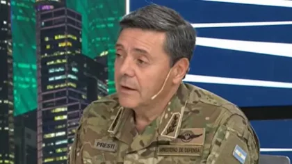 Argentina busca potenciar su conexión antártica desde la Base Petrel