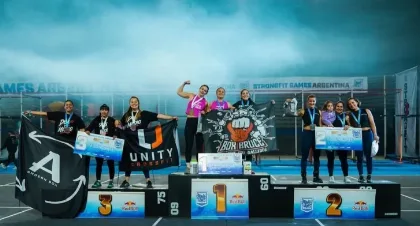 Atletas de Río Gallegos se consagran campeonas en StrongFit