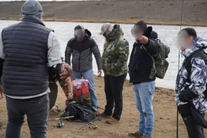 Decomisan truchas a pescadores furtivos en Río Gallegos