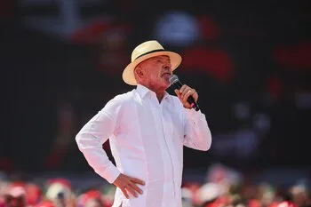 Lula tendrá 27% más tiempo de propaganda electoral que Bolsonaro en Brasil