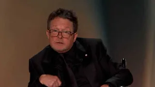 Michael J. Fox recibió un emotivo homenaje en los Emmy por su lucha contra el Parkinson