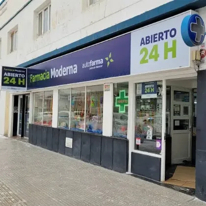 Negociaciones entre Santa Cruz Puede y Autofarma por medicamentos y empleo