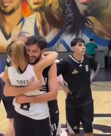 Sofi Martínez y Diego Leuco se reencontraron con buena onda en evento deportivo