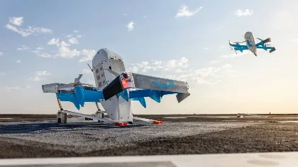 Un dron de Amazon dejó caer un paquete en una pileta durante una entrega en Texas