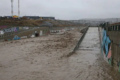 Alerta Roja en Punta Arenas por crecida del Río de las Minas
