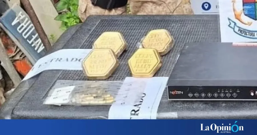 Hallan lingotes de oro en un inodoro en Caleta Olivia
