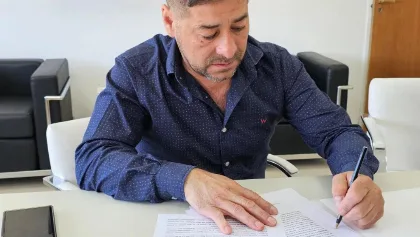 Procesan a comisionado de Koluel Kayke por abuso y coacción
